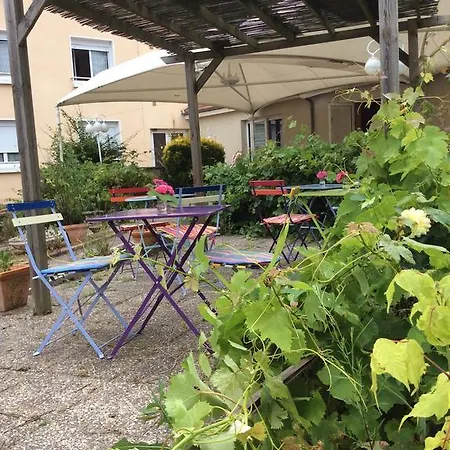 Hotel La Vigne 2*